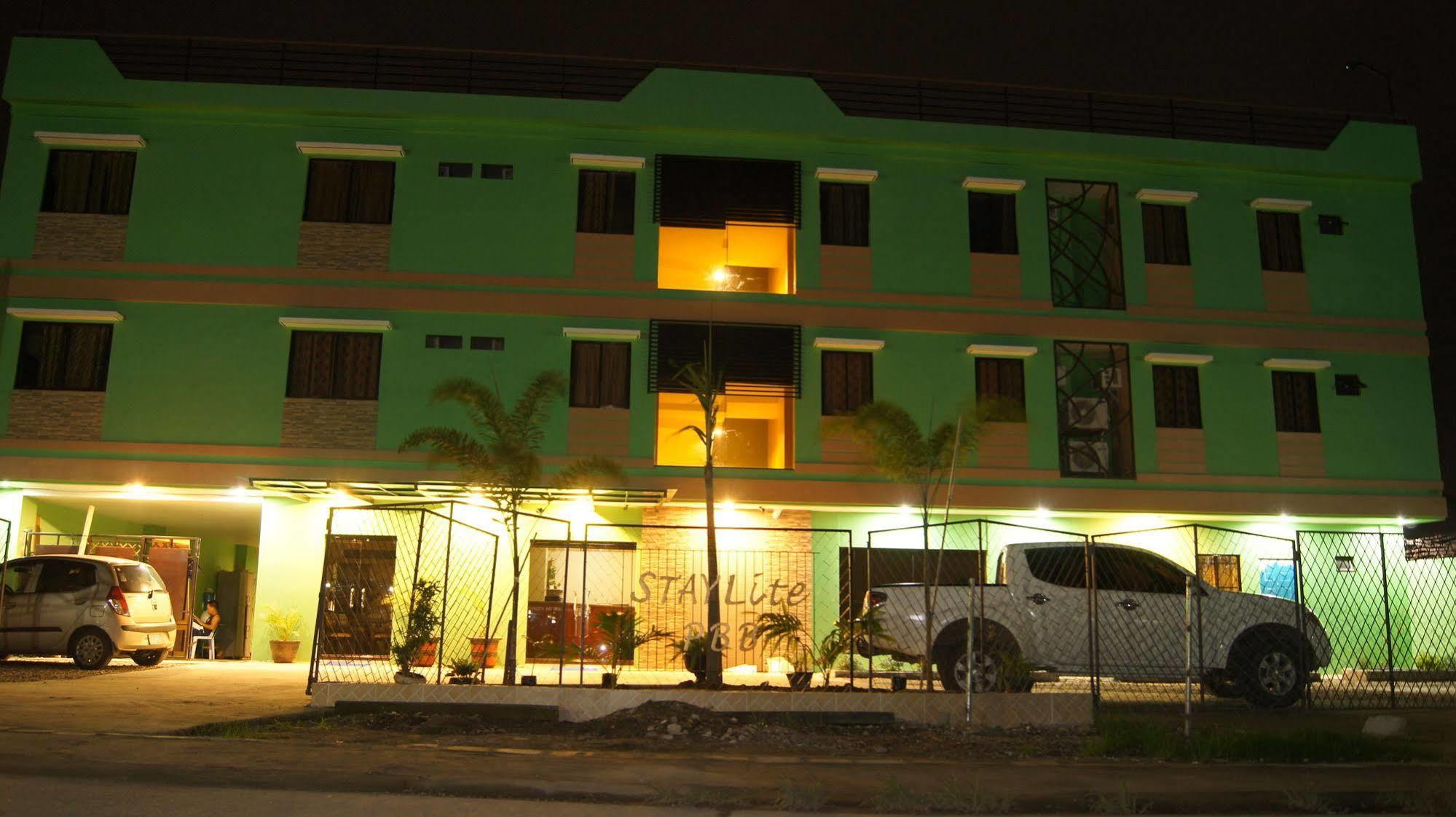 Staylite Tagbilaran Extérieur photo