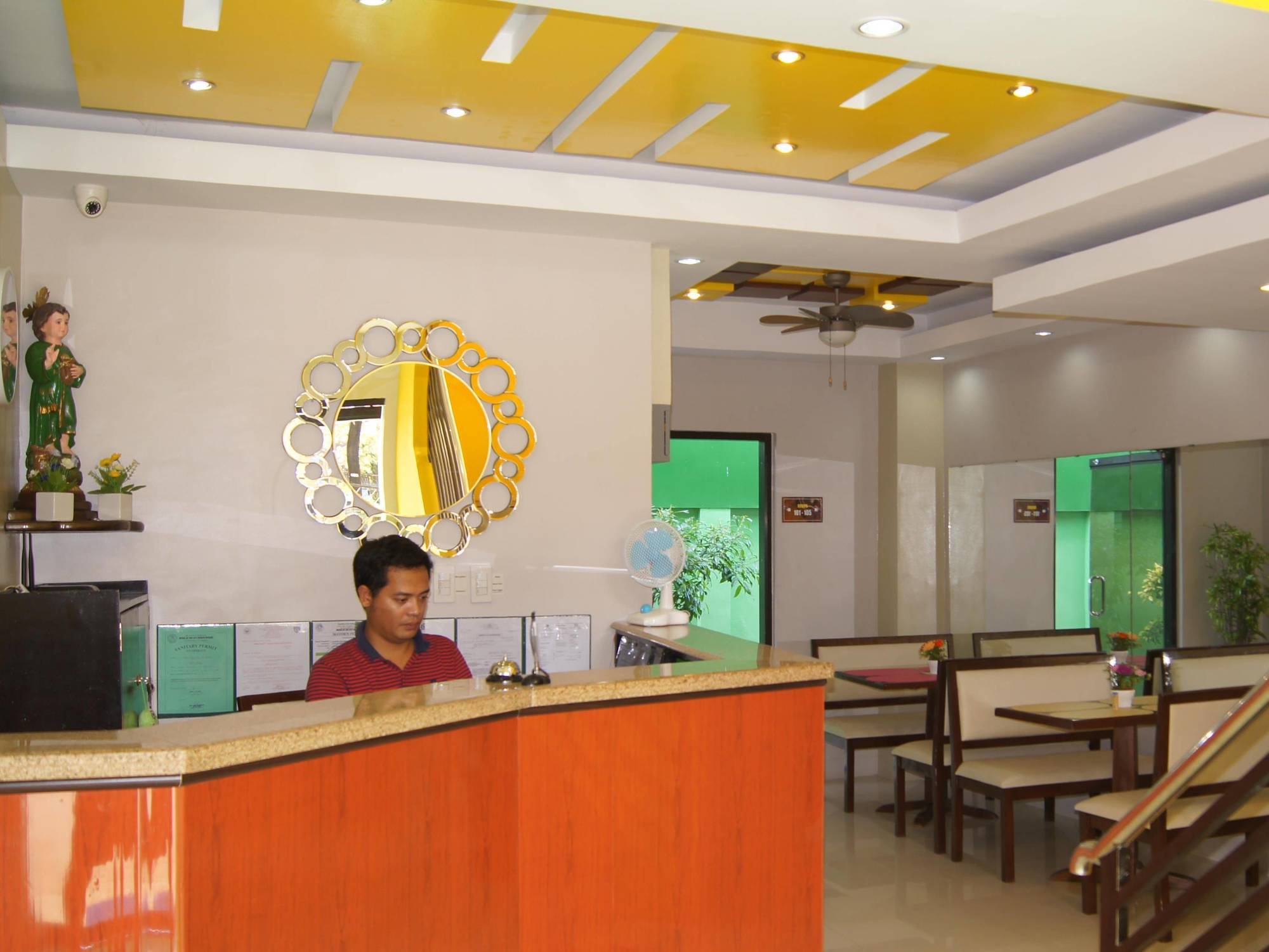 Staylite Tagbilaran Extérieur photo